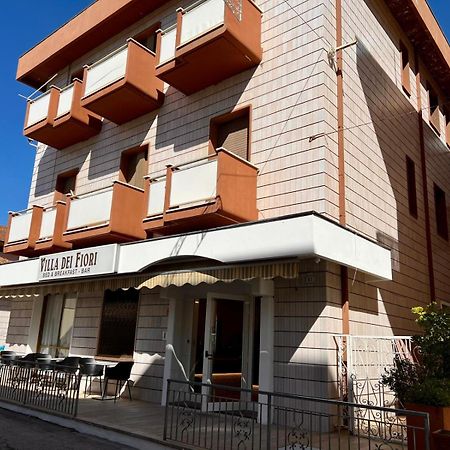 Hotel Villa Dei Fiori Bellaria-Igea Marina Exterior photo